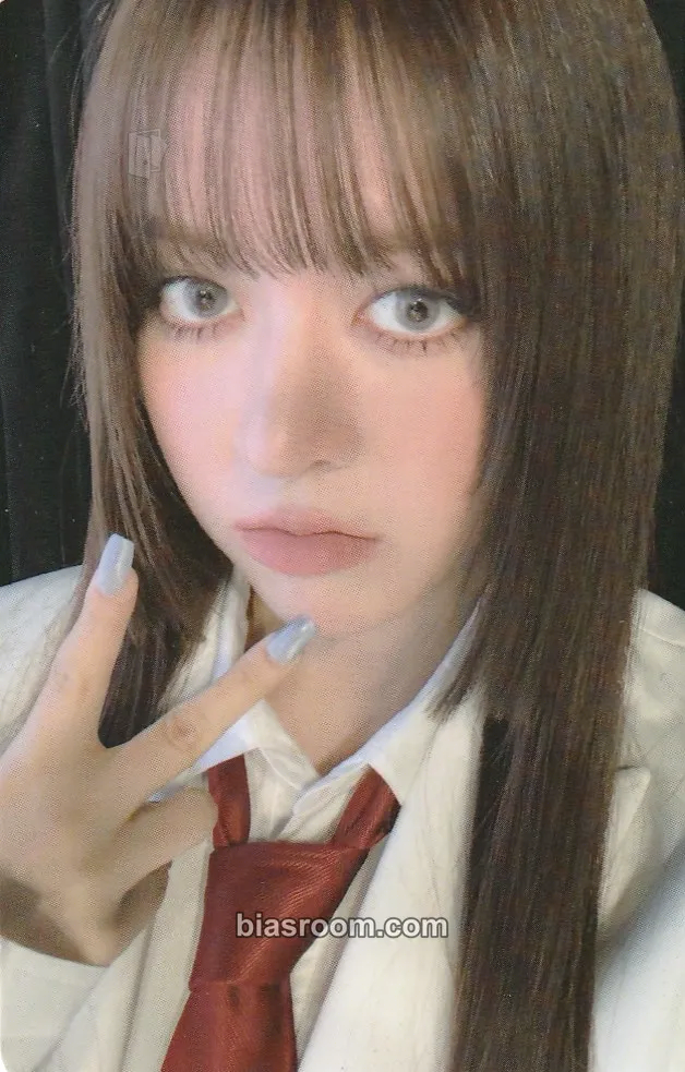 Lily Fe3O4: FORWARD Photocard - NMIXX - NMIXX K-pop photocard