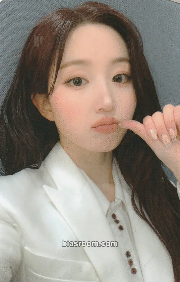 Haewon Fe3O4: FORWARD Photocard - NMIXX - NMIXX K-pop photocard