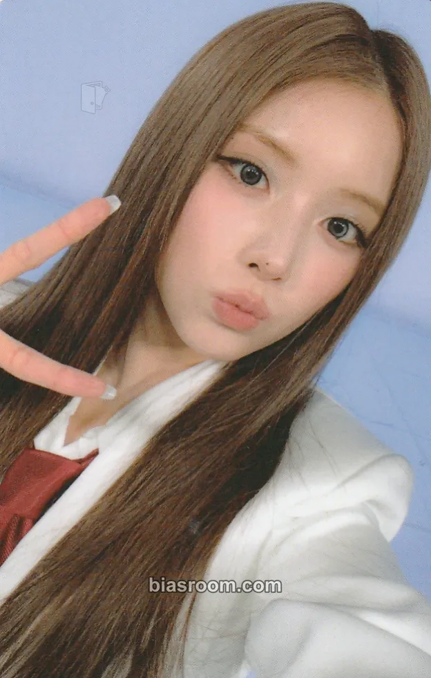 Jiwoo Fe3O4: FORWARD Photocard - NMIXX - NMIXX K-pop photocard