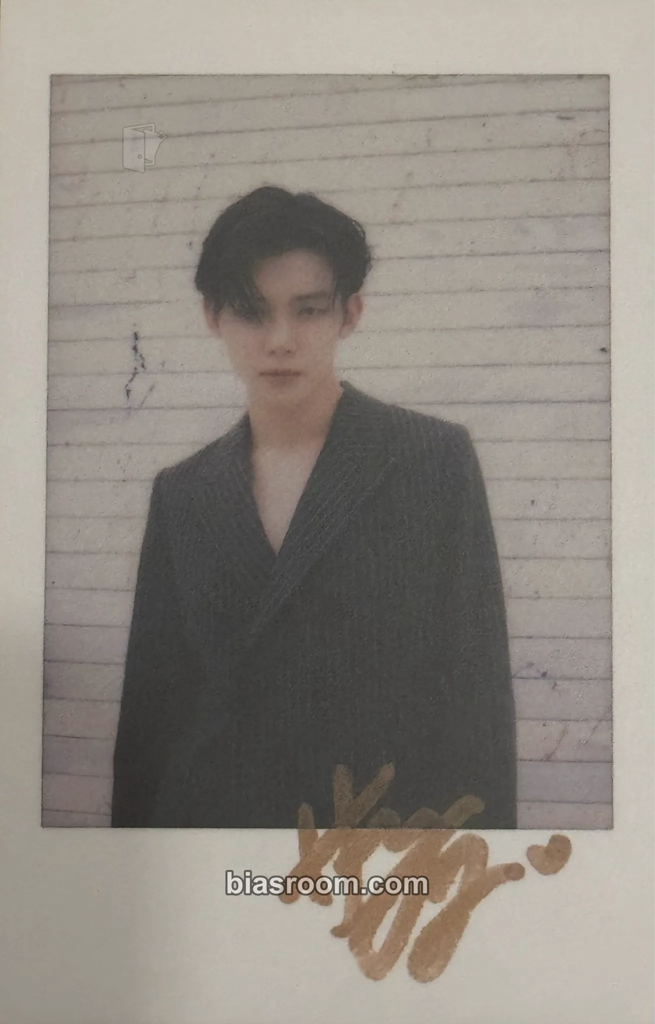 Yeonjun L'Offciel Hommes Magazine Photocard - TOMORROW X TOGETHER - TOMORROW X TOGETHER K-pop photocard