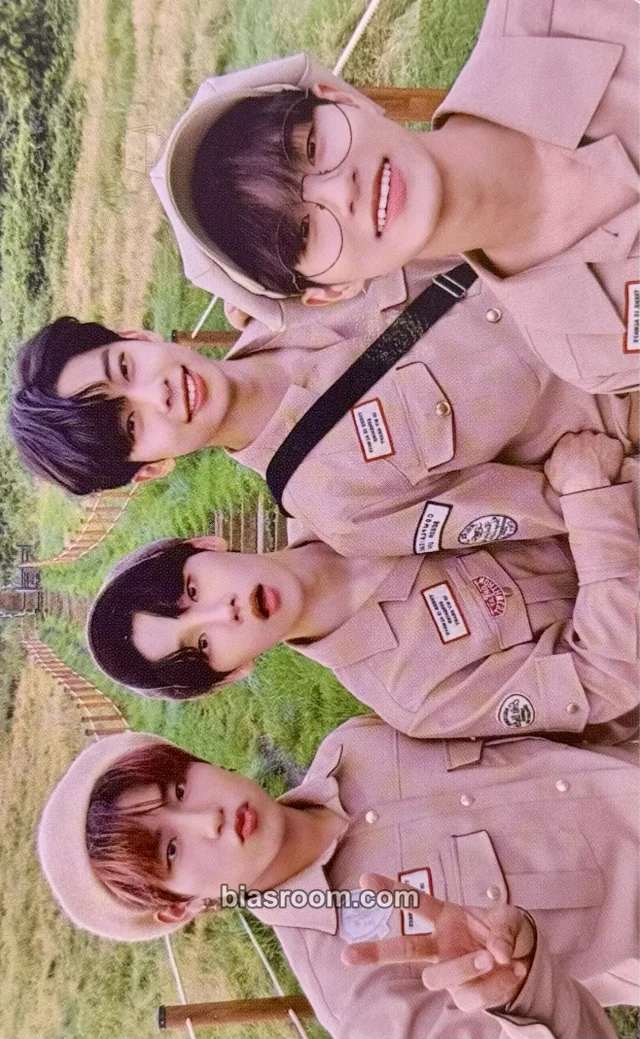 AB6IX - Other first press only photobook photocard