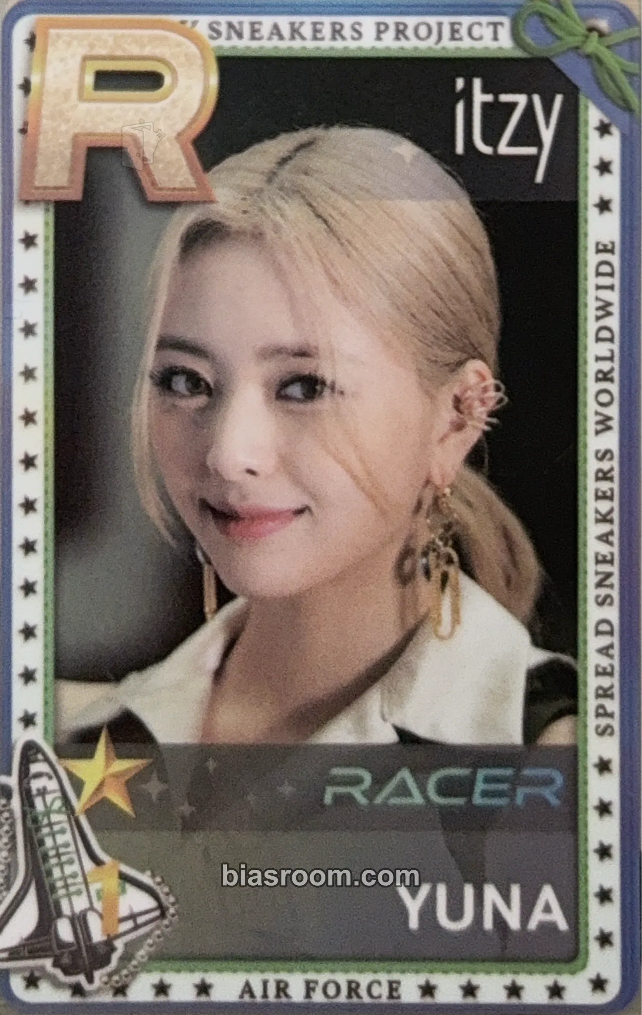 Yuna CHECKMATE Photocard - ITZY - ITZY K-pop photocard