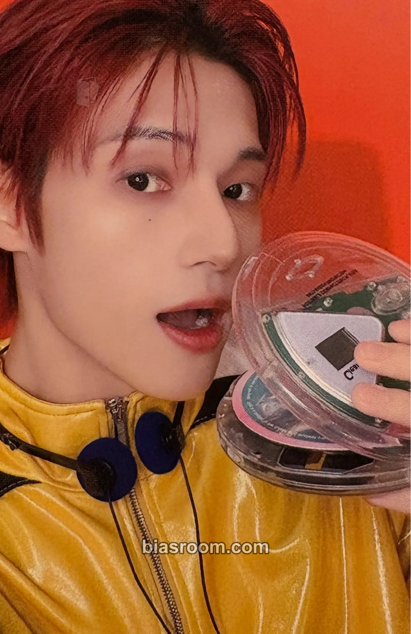 Wooyoung ANITEEZ IN COLOR Photocard - ATEEZ - ATEEZ K-pop photocard