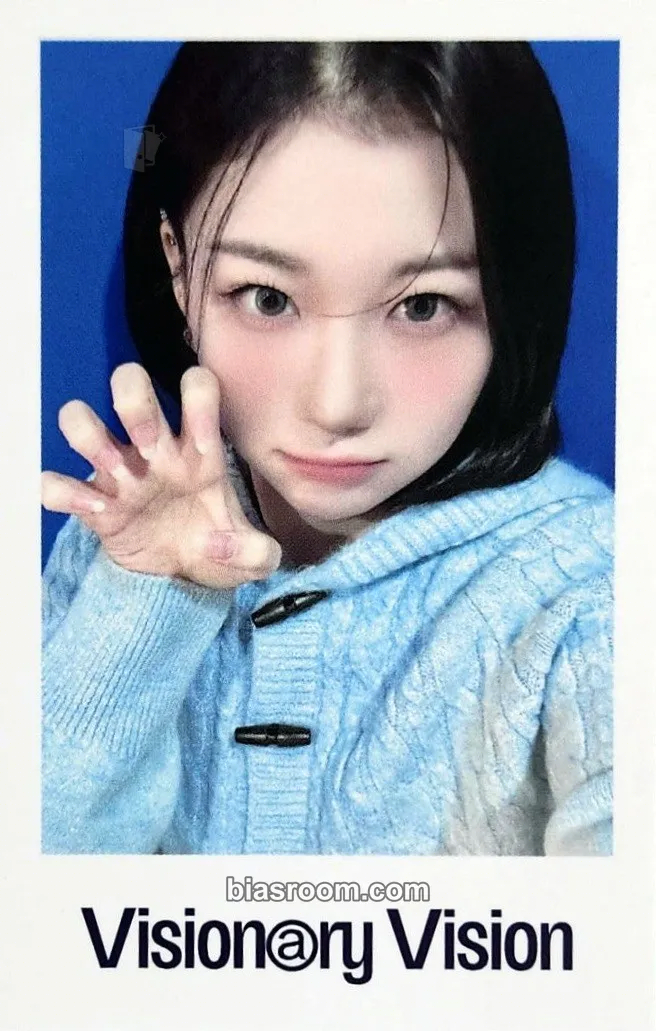 Kaede Performante Photocard - tripleS - tripleS K-pop photocard