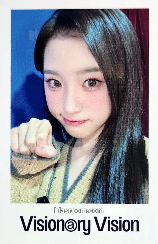 Jiyeon Performante Photocard - tripleS - tripleS K-pop photocard