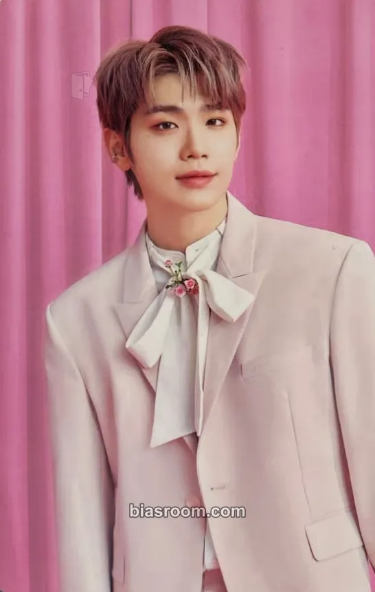 Taerae 2024 Fan-con in Japan Photocard - ZEROBASEONE - ZEROBASEONE K-pop photocard