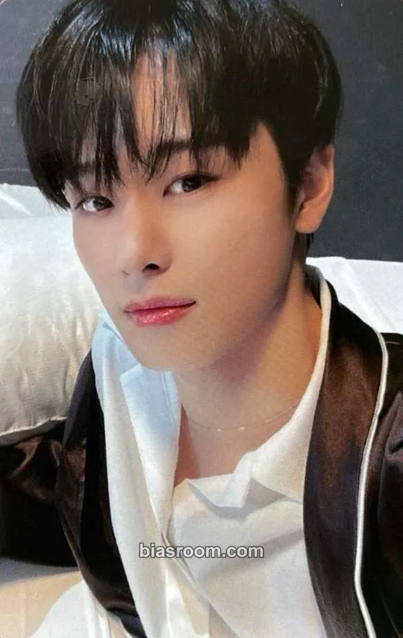 Juyeon 2nd World Tour: Zeneration Photocard - THE BOYZ - THE BOYZ K-pop photocard