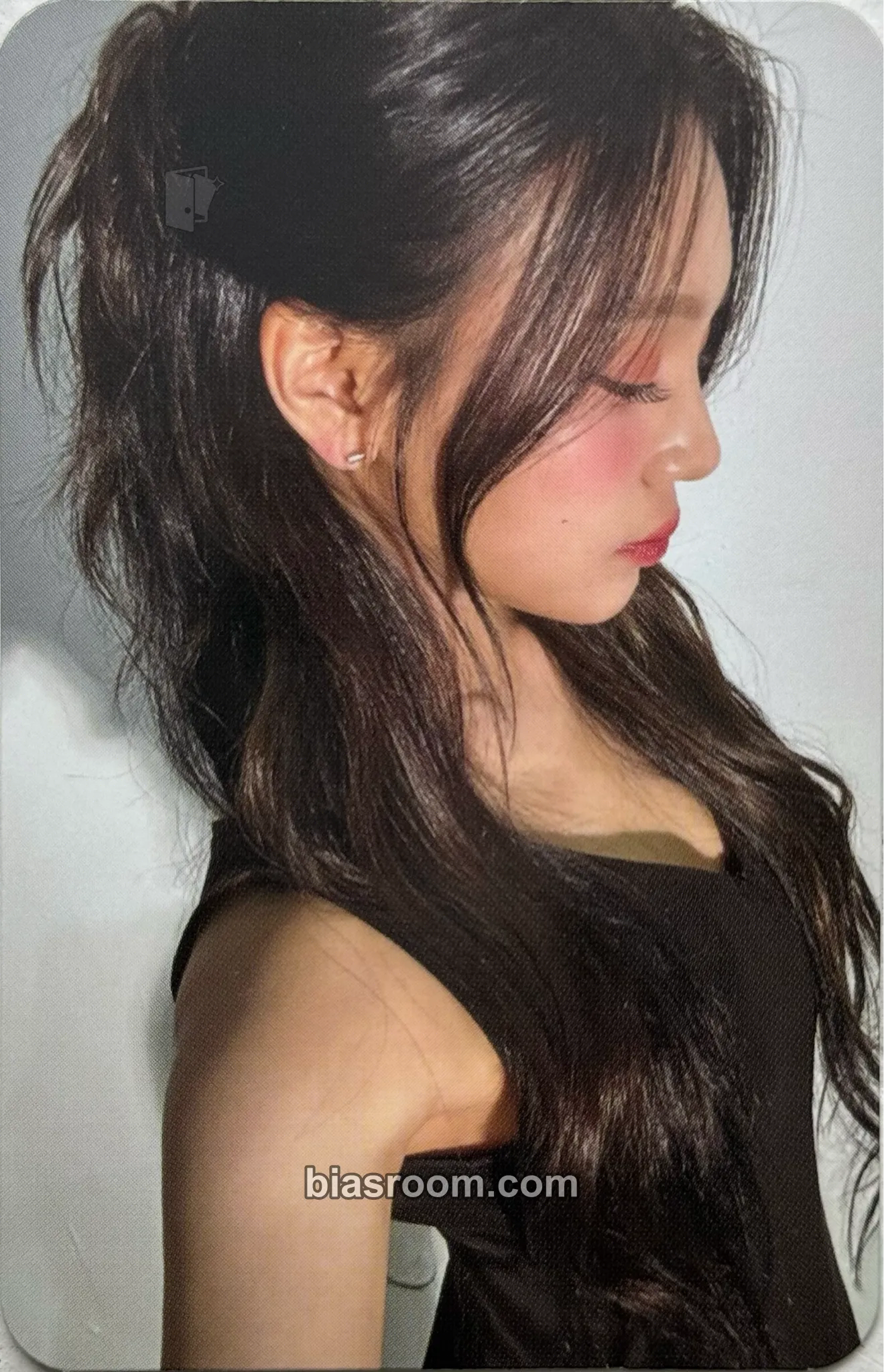 Umji 2024 VIVIZ World Tour ‘V.Hind : Love and Tears’ Photocard - VIVIZ - VIVIZ K-pop photocard