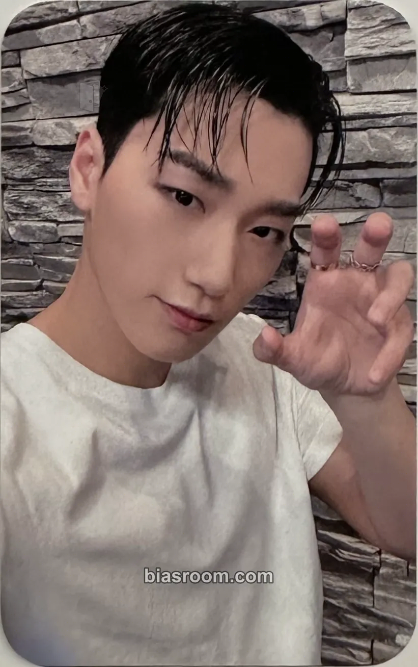 San Golden Hour : Part 1 Work to Live Ver. Photocard - ATEEZ - ATEEZ K-pop photocard