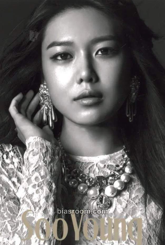 Sooyoung Love & Peace Japan 3rd Tour Photocard - Girls' Generation - Girls' Generation K-pop photocard