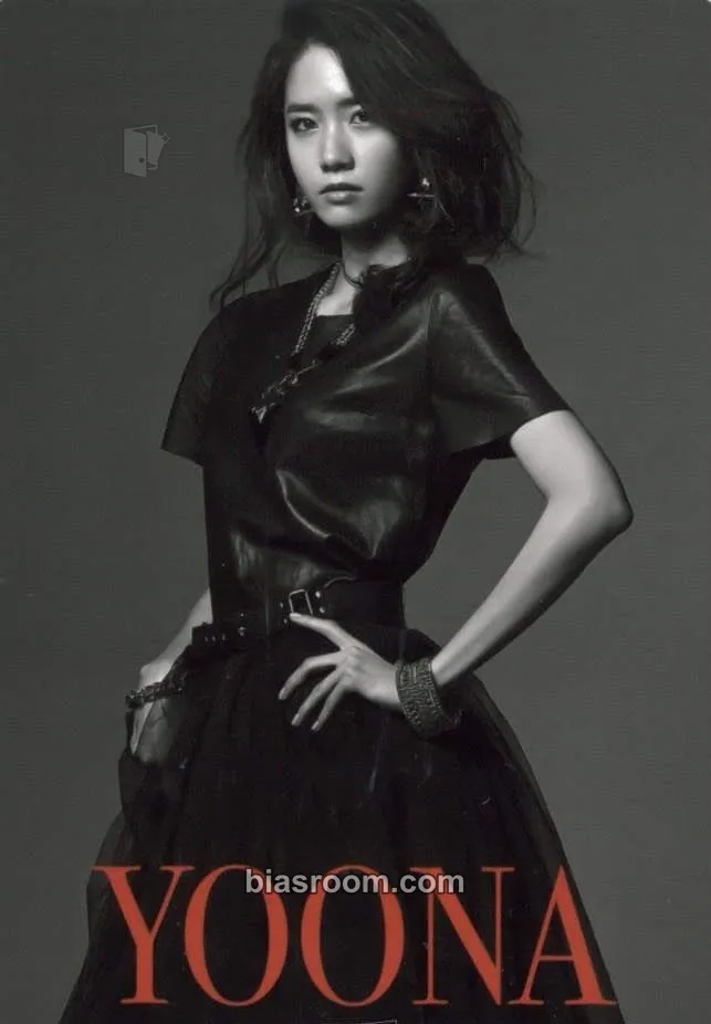 Yoona Love & Peace Japan 3rd Tour Photocard - Girls' Generation - Girls' Generation K-pop photocard