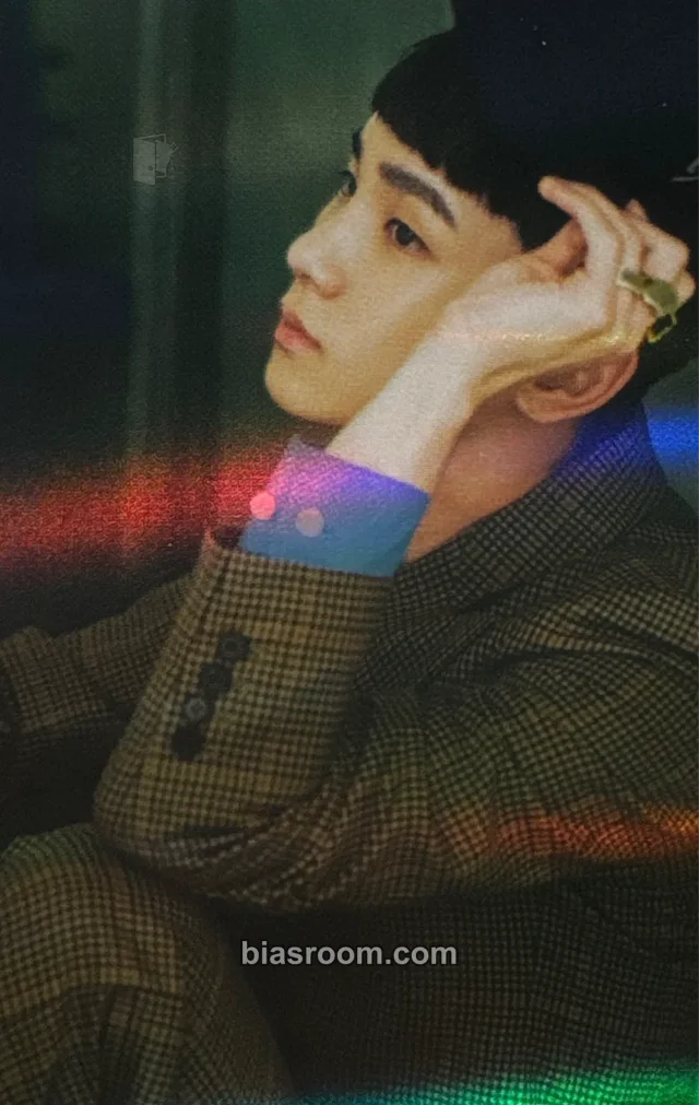 SHINee - Key - 1 of 1 - The 5th Album Album merch photocard photocard set holographic (hologram)