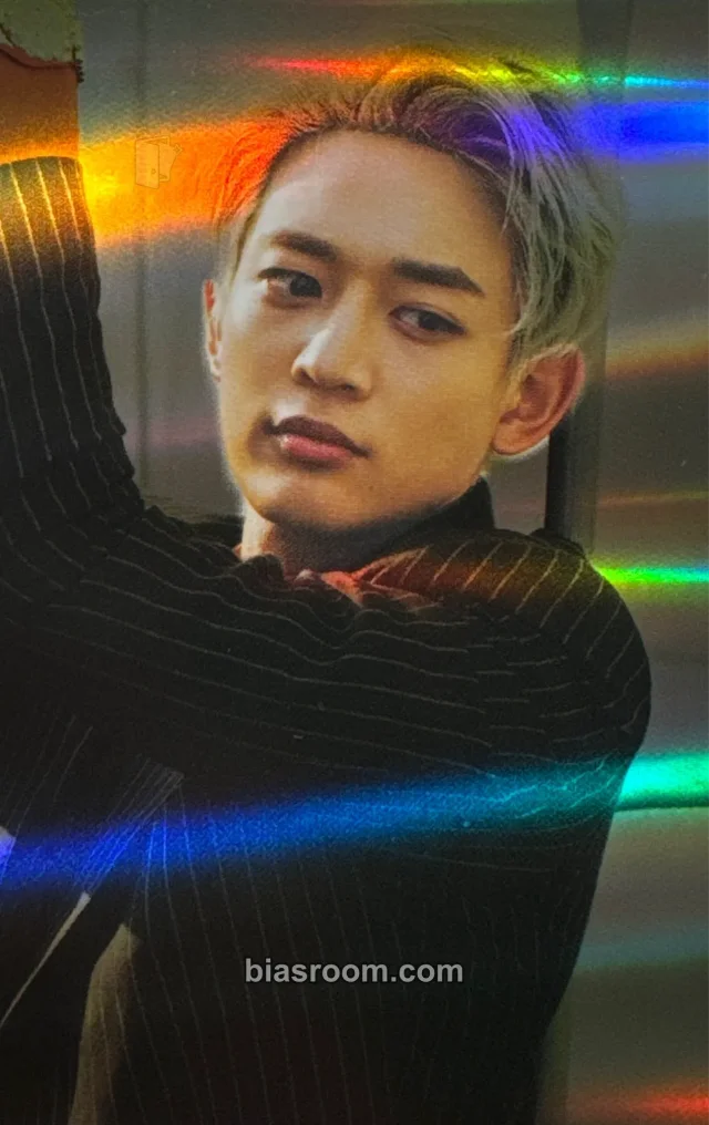 SHINee - Minho - 1 of 1 - The 5th Album Album merch photocard photocard set holographic (hologram)
