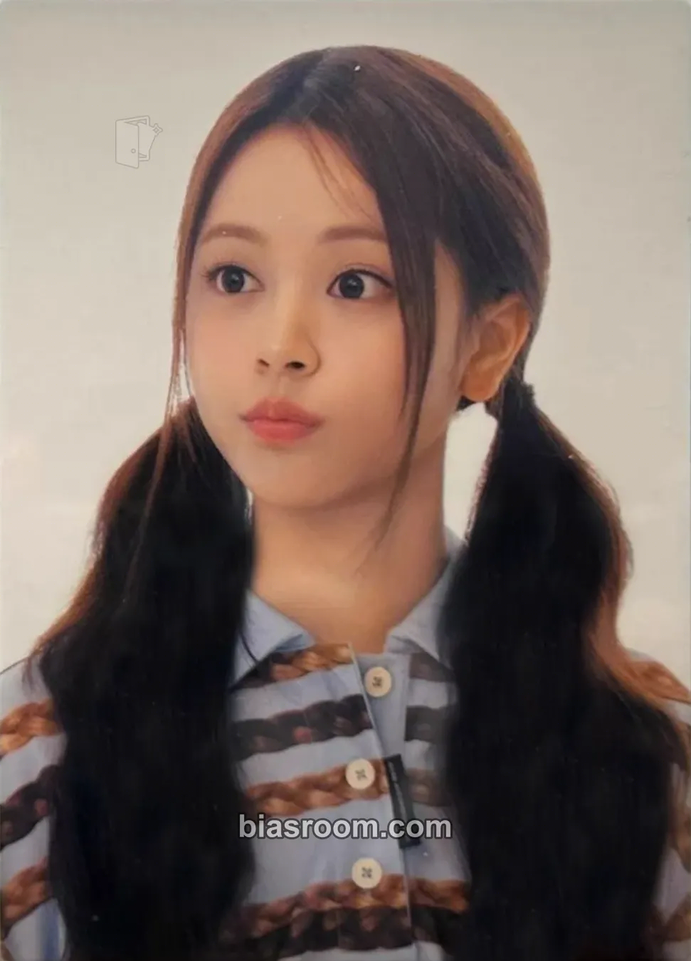 Carmen TELECA 2025 Kpop Rookie Photocard - Hearts2Hearts - Hearts2Hearts K-pop photocard