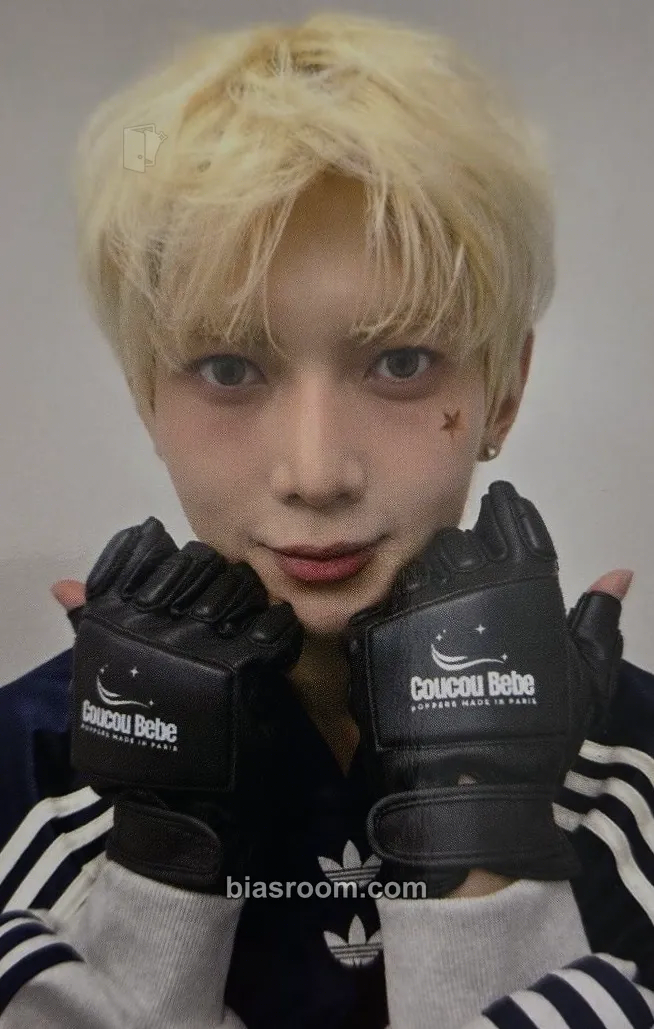 Yeosang ANITEEZ IN COLOR Photocard - ATEEZ - ATEEZ K-pop photocard