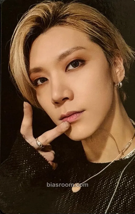 Ten Beyond LIVE Photocard - WayV - WayV K-pop photocard