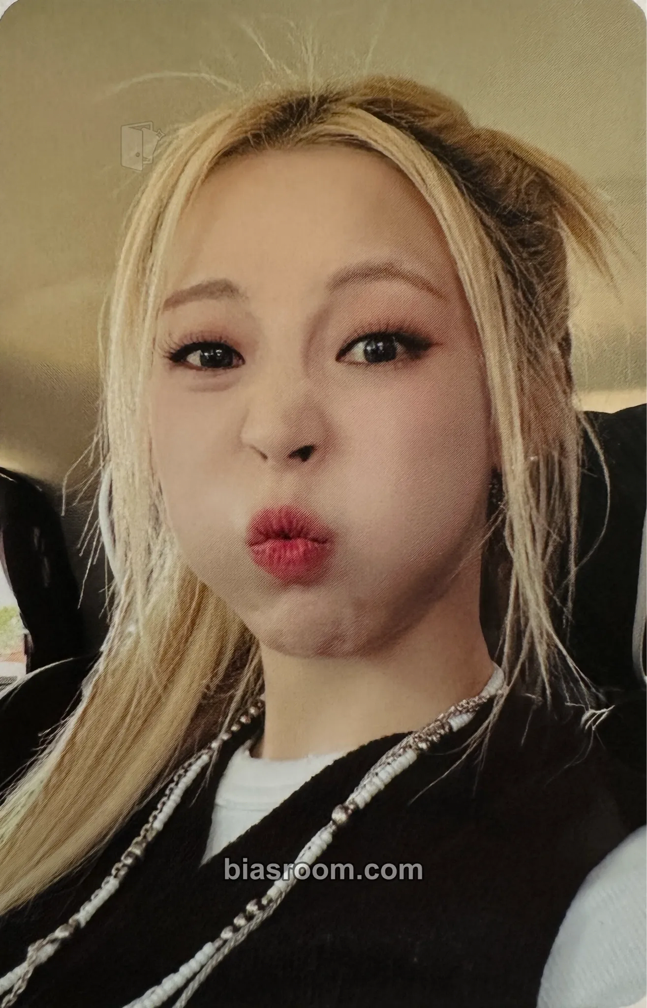 Moonbyul Starlit of Moon 9 Muse Figure Series Photocard - MAMAMOO - MAMAMOO K-pop photocard