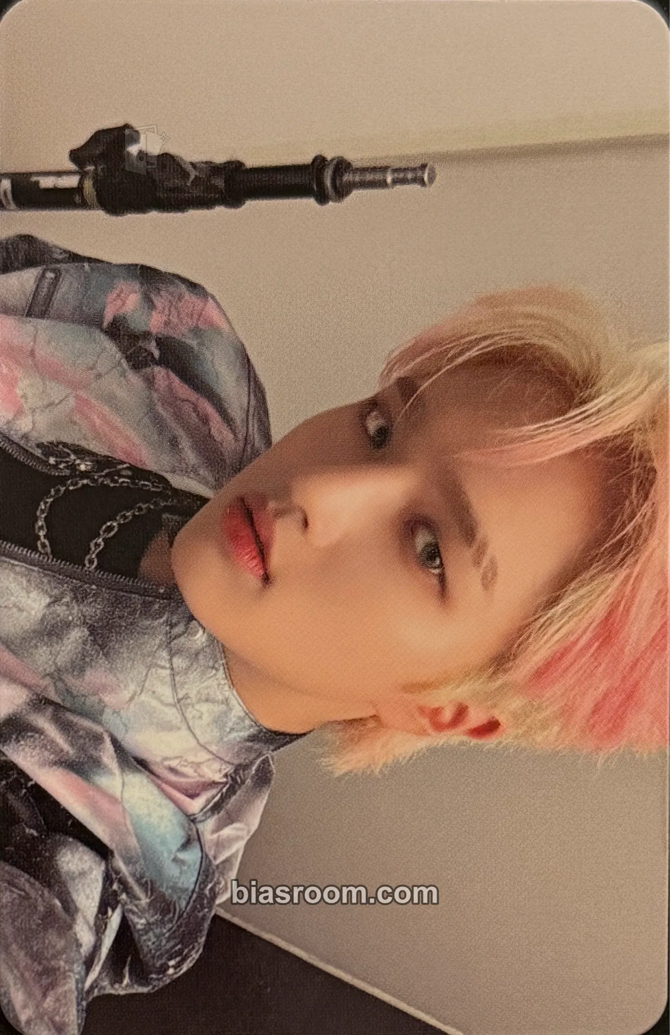 Yechan Chameleon Photocard - TRENDZ - TRENDZ K-pop photocard
