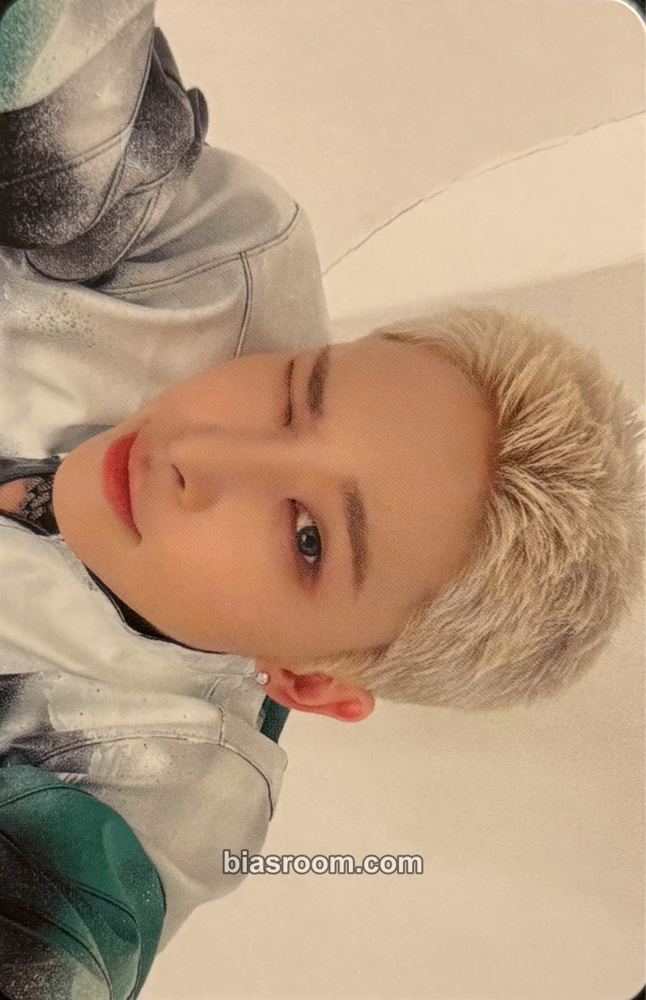 Leon Chameleon Photocard - TRENDZ - TRENDZ K-pop photocard