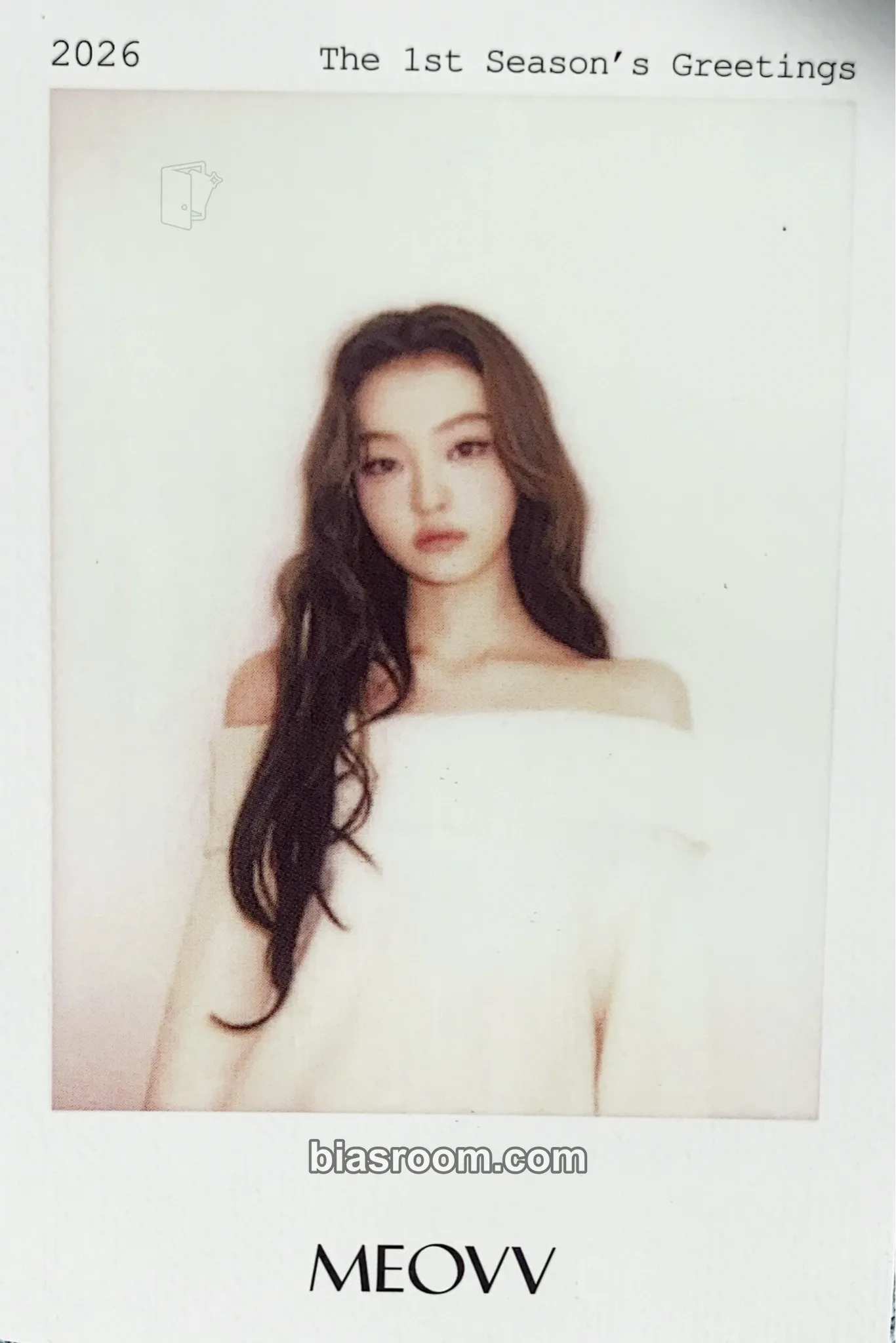 Ella 2026 Season’s Greetings Photocard - MEOVV - MEOVV K-pop photocard