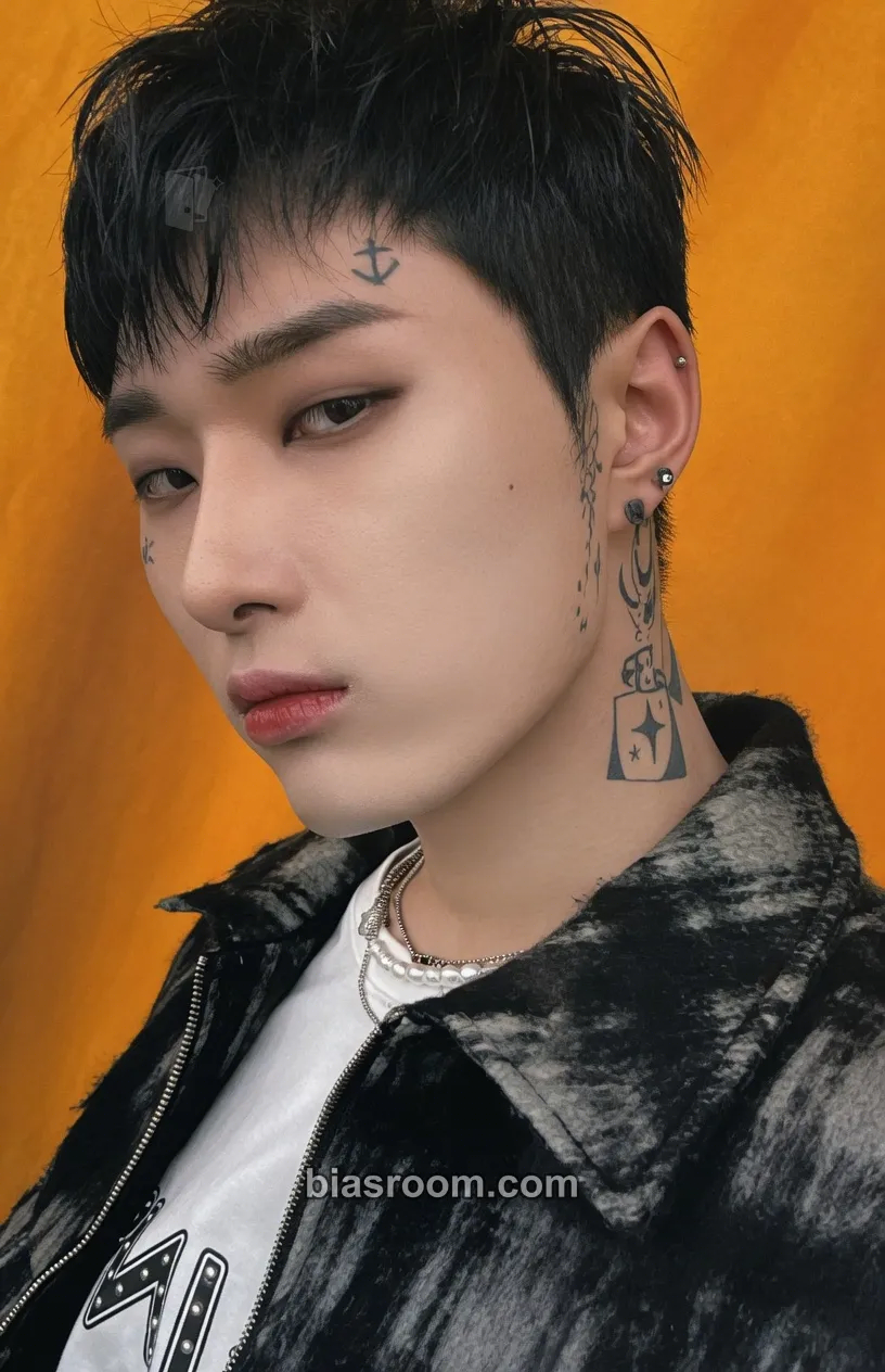 Jaehan Love Me Like Photocard - Omega X - Omega X K-pop photocard