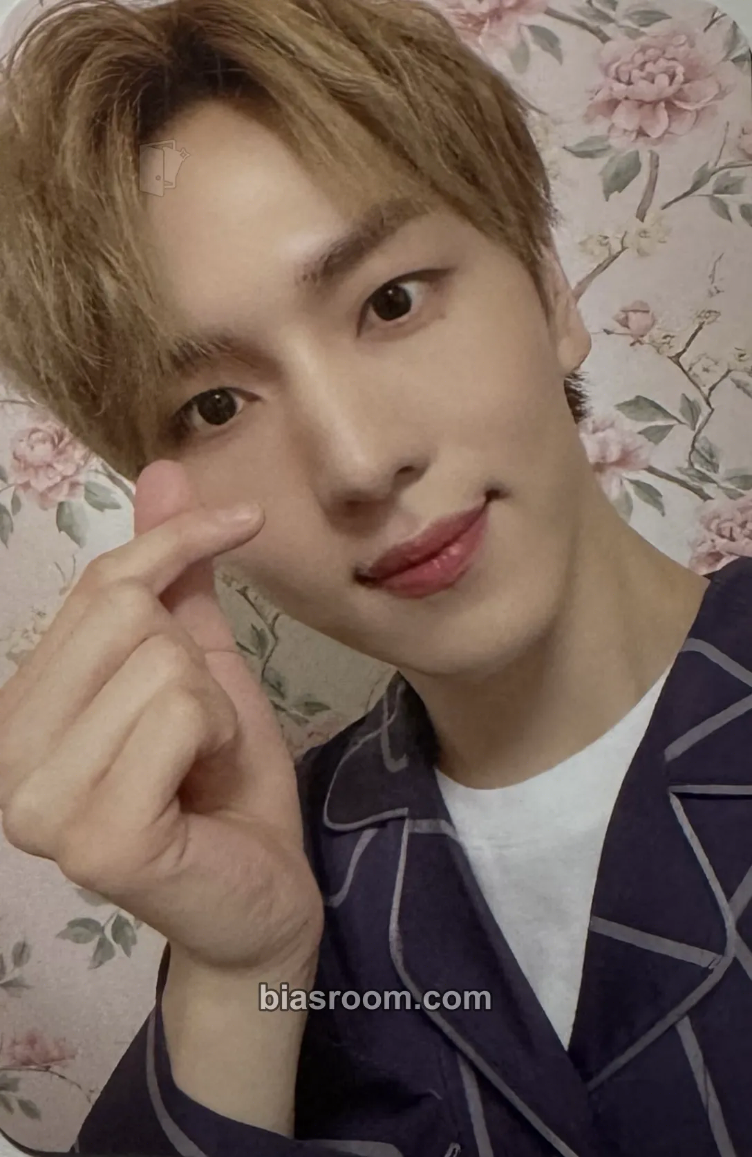 Kino Charm's x Pentagon Photocard - PENTAGON - PENTAGON K-pop photocard