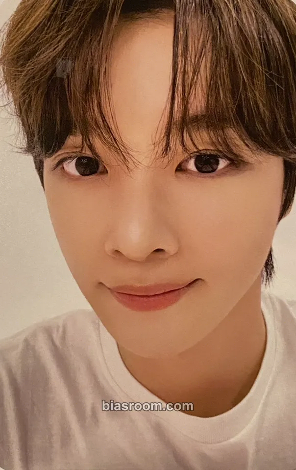 Sungchan 2025 SMTOWN: THE CULTURE, THE FUTURE Photocard - RIIZE - RIIZE K-pop photocard