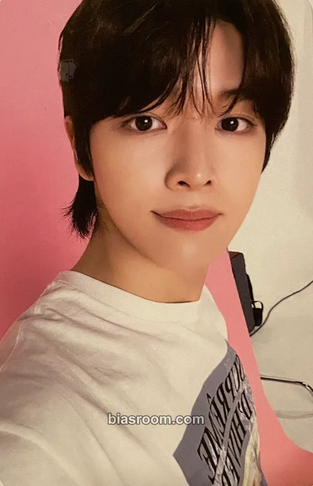 Sungchan 2025 SMTOWN: THE CULTURE, THE FUTURE Photocard - RIIZE - RIIZE K-pop photocard