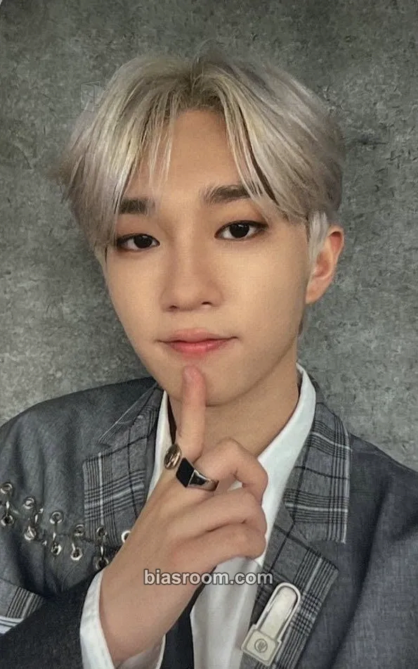 Theo Disharmony: Stand Out Photocard - P1Harmony - P1Harmony K-pop photocard