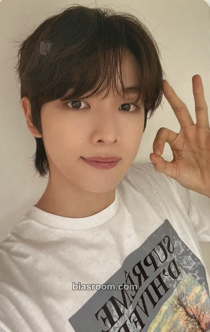 Sungchan 2025 SMTOWN: THE CULTURE, THE FUTURE Photocard - RIIZE - RIIZE K-pop photocard