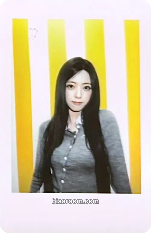 Yuna Motto Photocard - ITZY - ITZY K-pop photocard