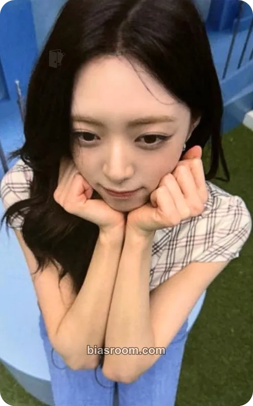 Yuna Motto Photocard - ITZY - ITZY K-pop photocard