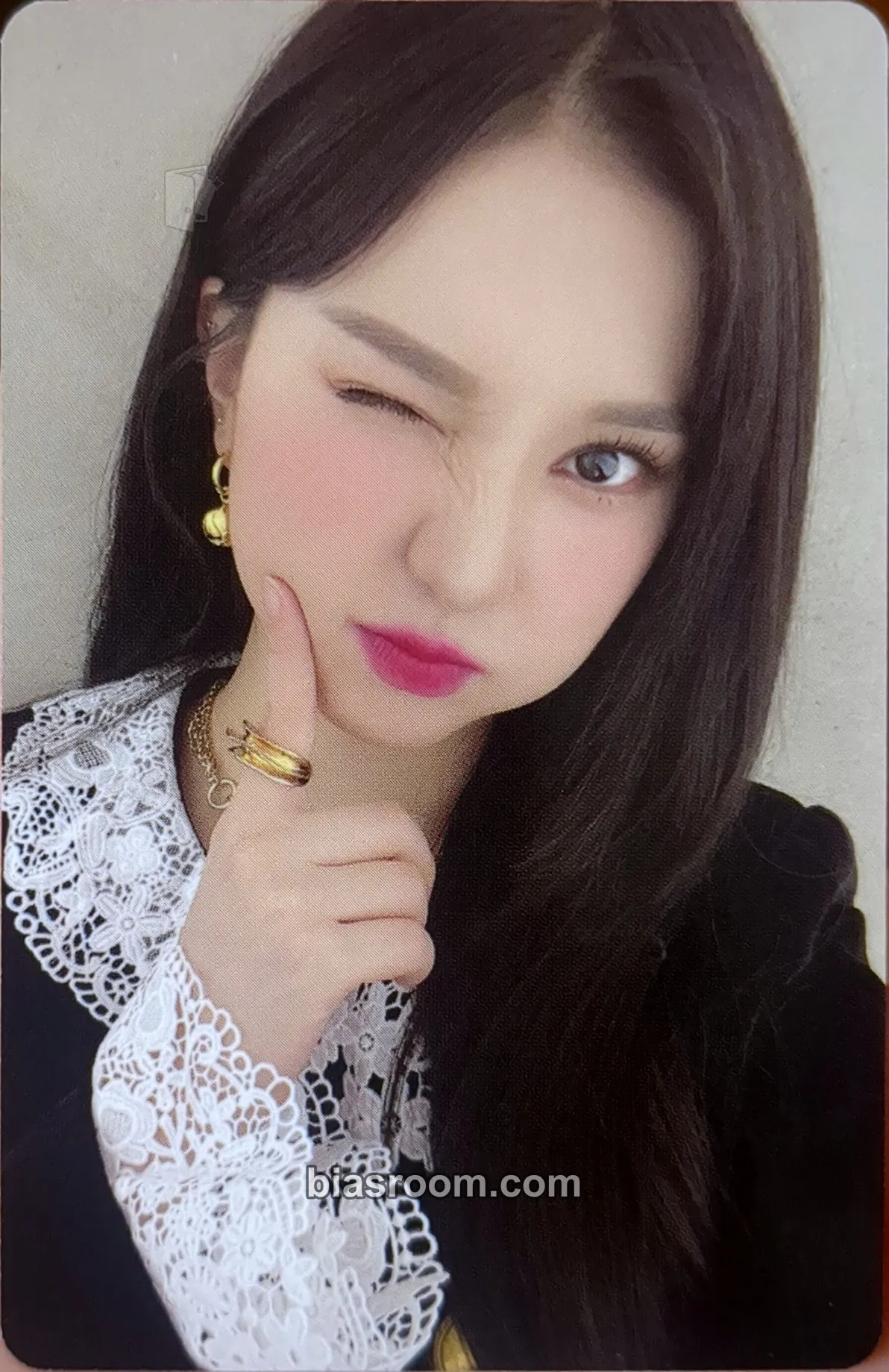 Eunha Viviz Diary 2022 Season's Greetings Photocard - VIVIZ - VIVIZ K-pop photocard