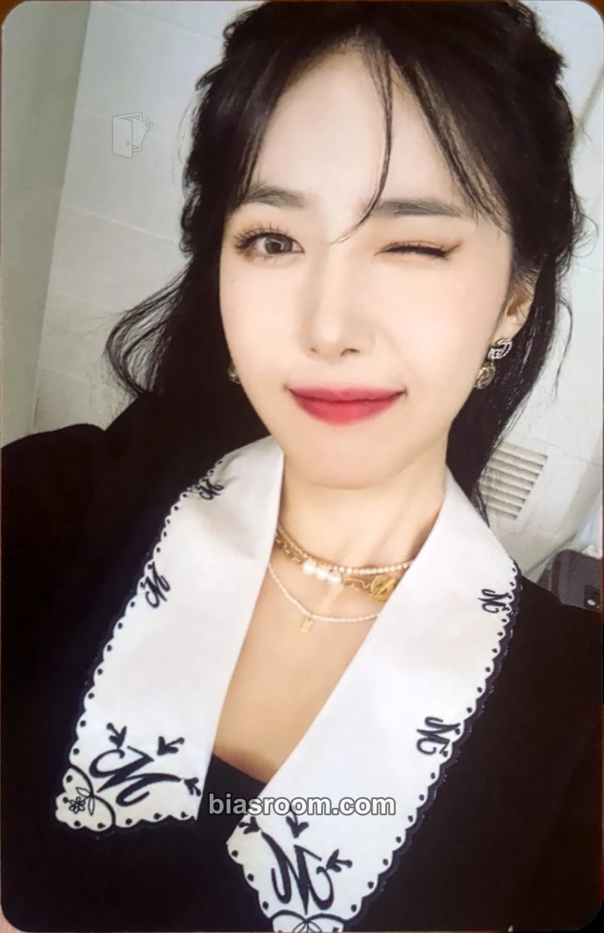 SinB Viviz Diary 2022 Season's Greetings Photocard - VIVIZ - VIVIZ K-pop photocard