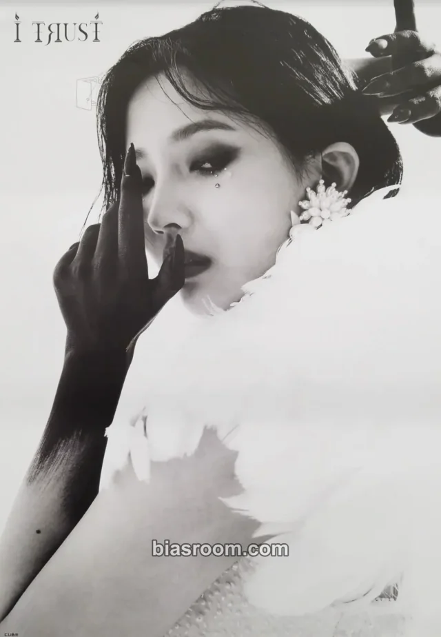 i-dle - Soyeon - I Trust Album poster pob (pre-order benefit) supplemental