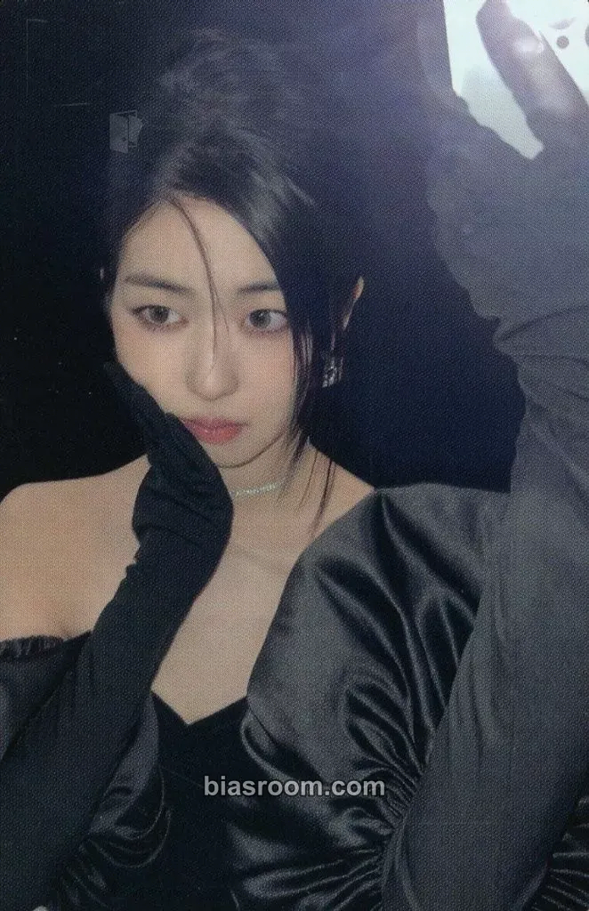 Yuuki EXTREME DIAMOND Photocard - IS:SUE - IS:SUE K-pop photocard
