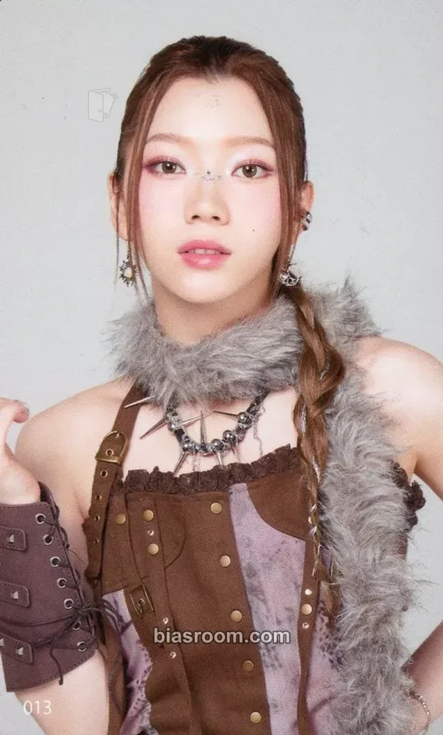 Rino  IS:SUE LAPOSTA 2025 K-pop photocard