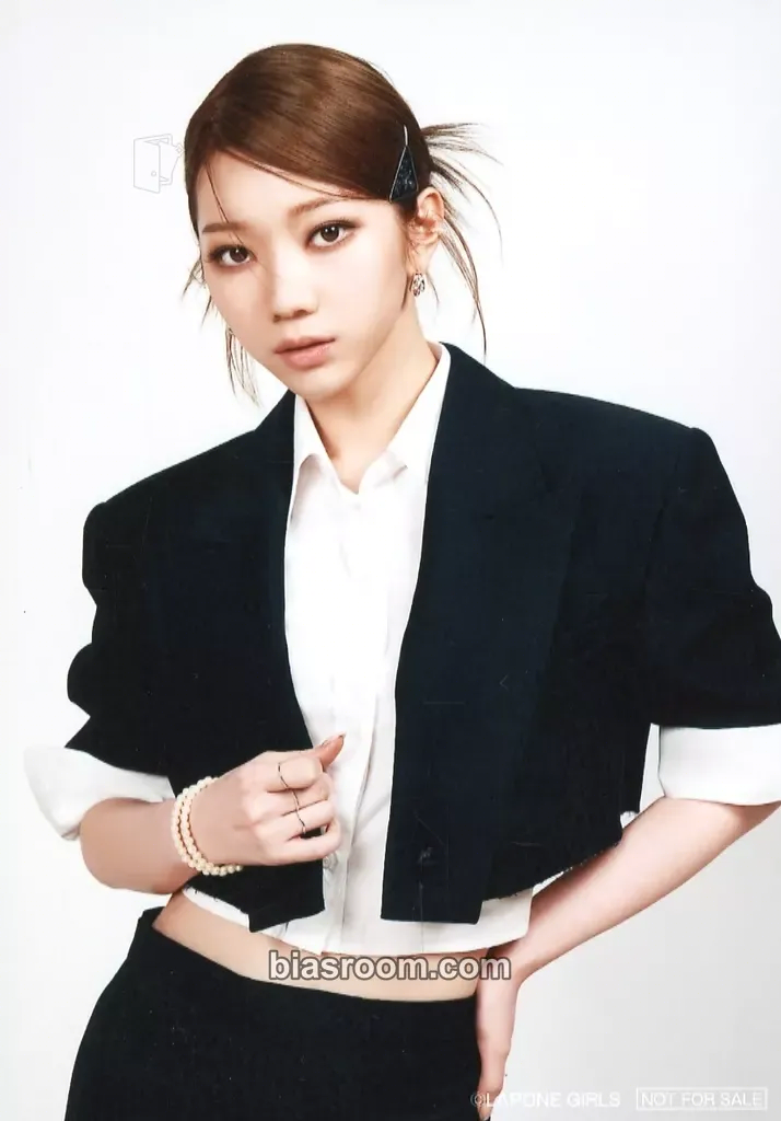 Rino 1st IS:SUE Photocard - IS:SUE - IS:SUE K-pop photocard