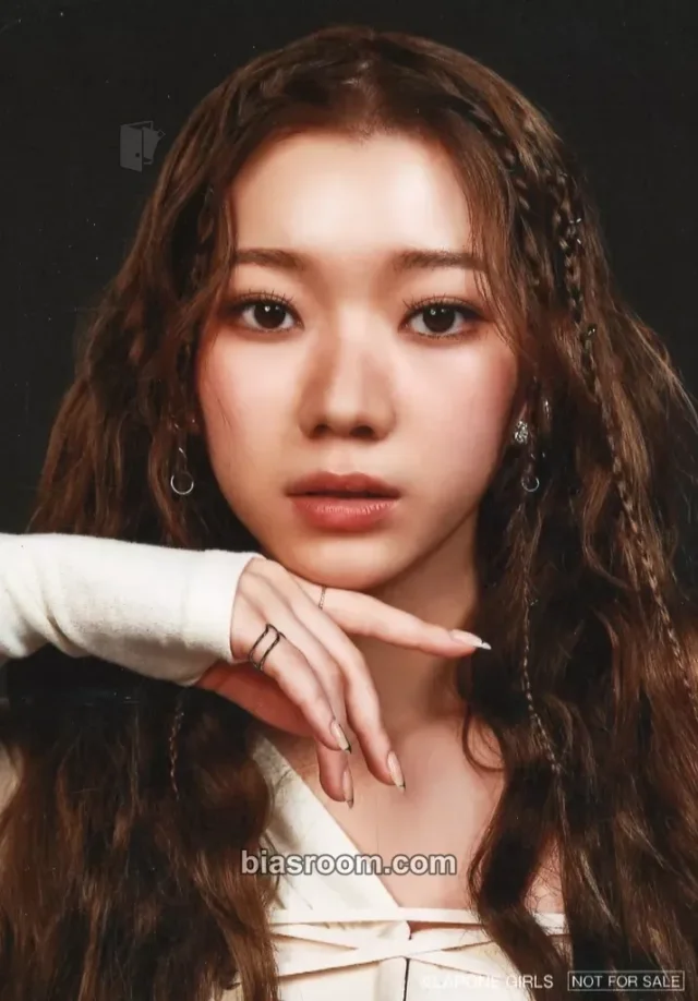 IS:SUE - Rino - 1st IS:SUE Album is:sue official store purchase benefit photo print limited edition A version