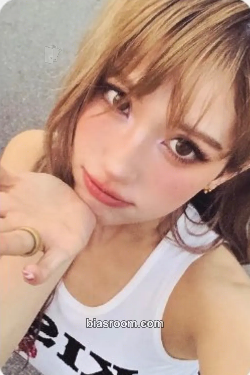 Jeon Somi LOOP Photocard - I.O.I - I.O.I K-pop photocard