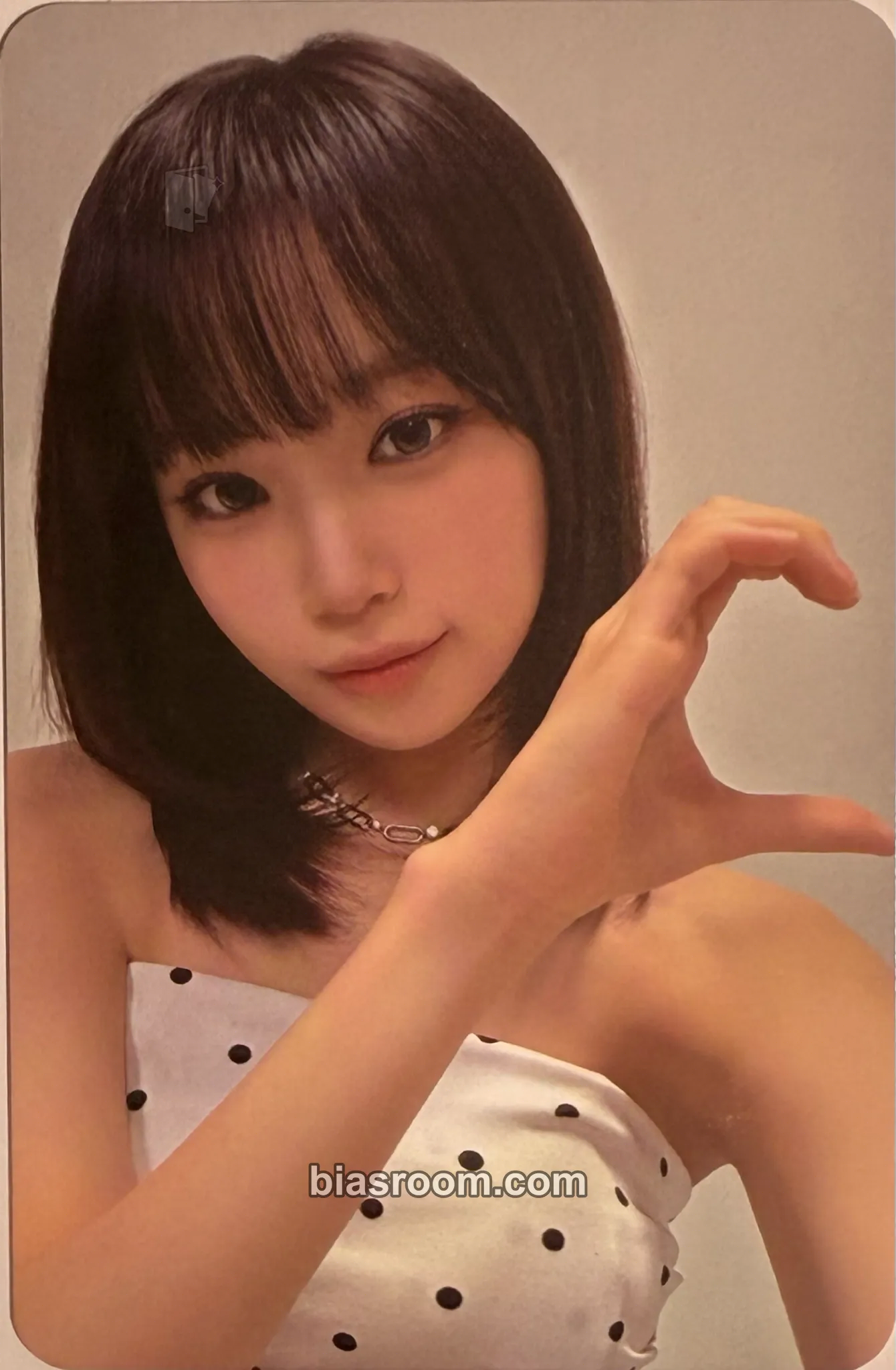 Kim Chaewon VR Concert: Invitation Photocard - LE SSERAFIM - LE SSERAFIM K-pop photocard