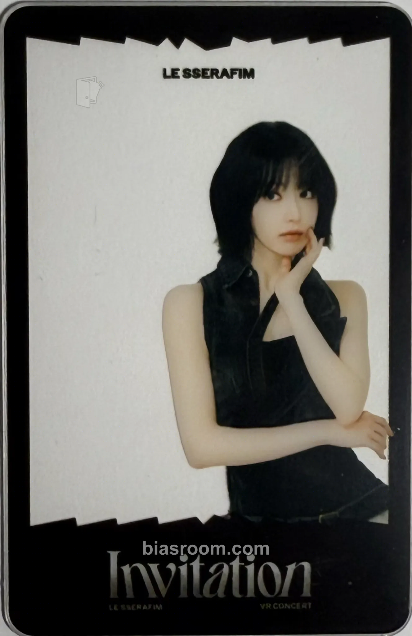 Sakura VR Concert: Invitation Photocard - LE SSERAFIM - LE SSERAFIM K-pop photocard