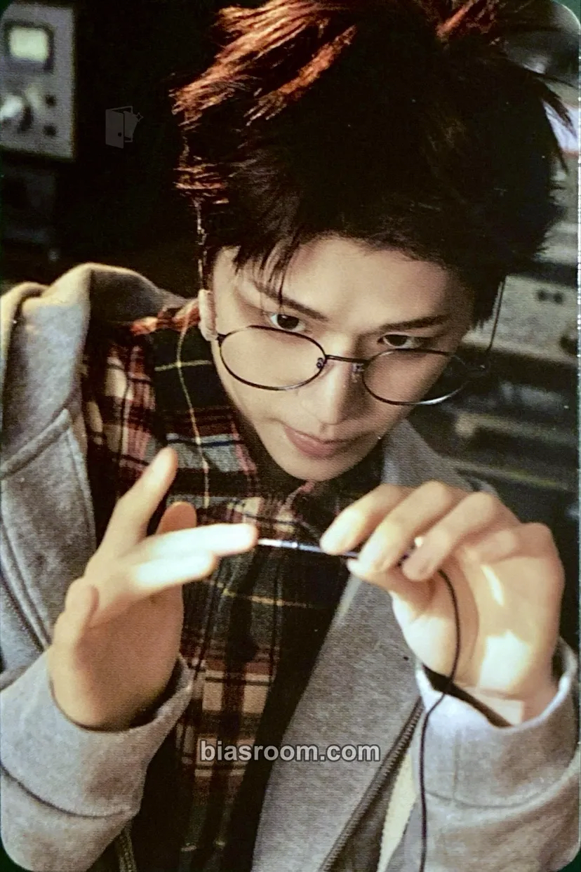 Riwoo The Action Photocard - BOYNEXTDOOR - BOYNEXTDOOR K-pop photocard