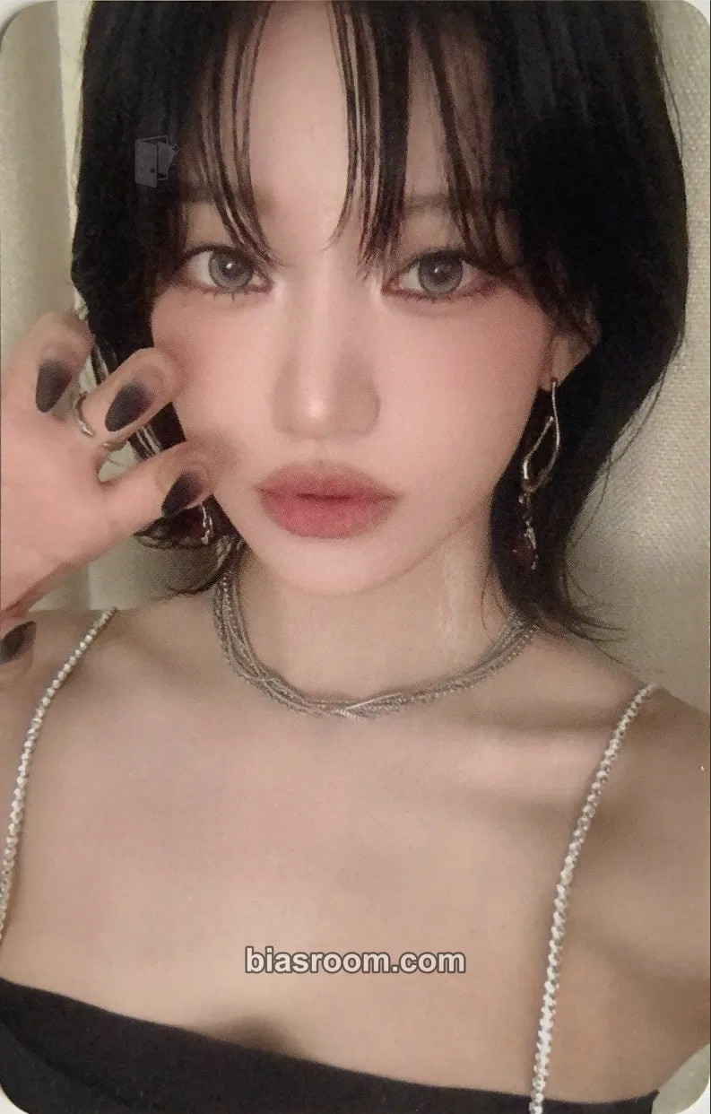 Siyoon 2026 Season's Greetings Photocard - Billlie - Billlie K-pop photocard