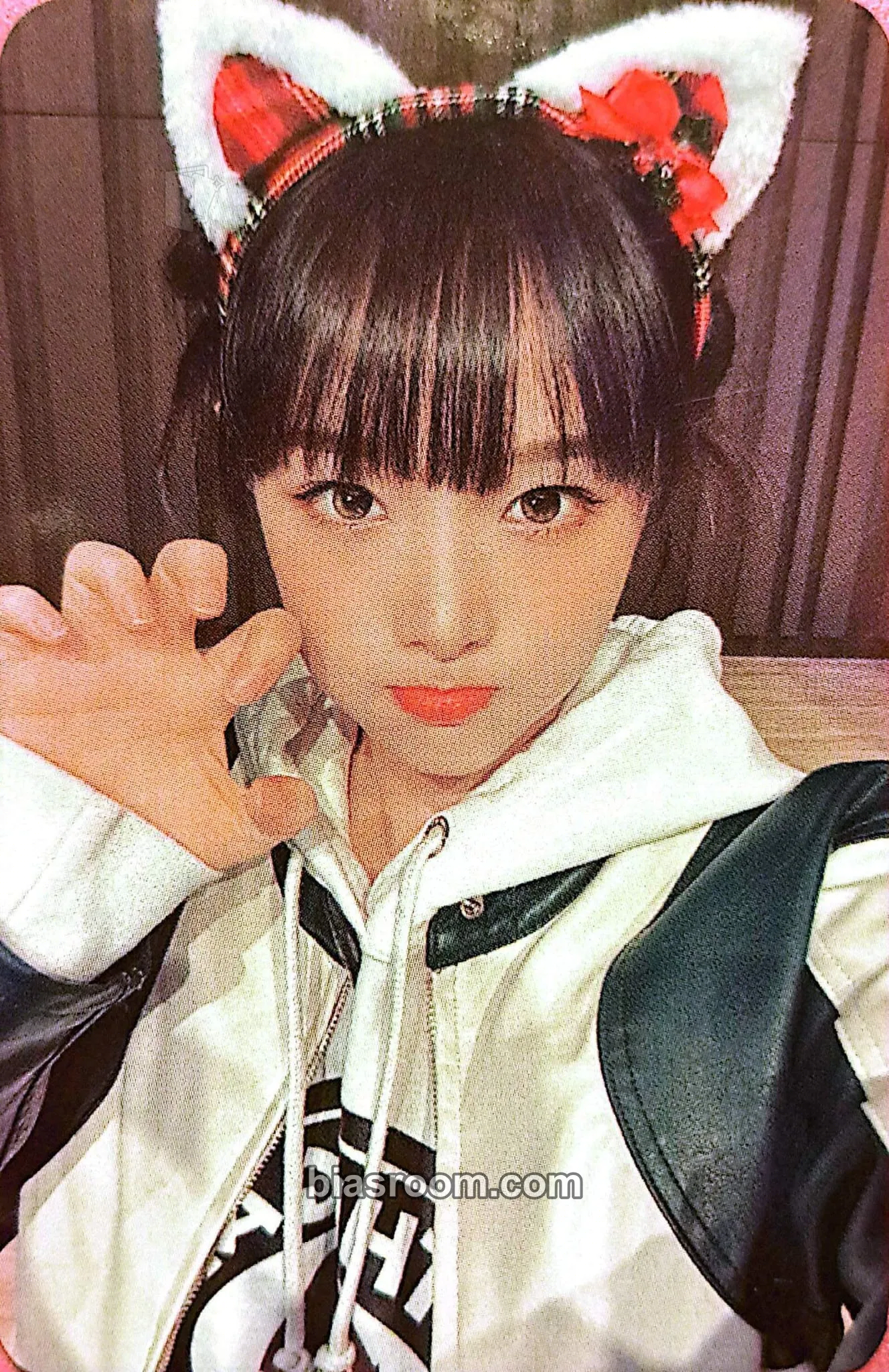Yena Yena's Fruit Store - 2023 Season's Greetings Photocard - Yena K-pop photocard