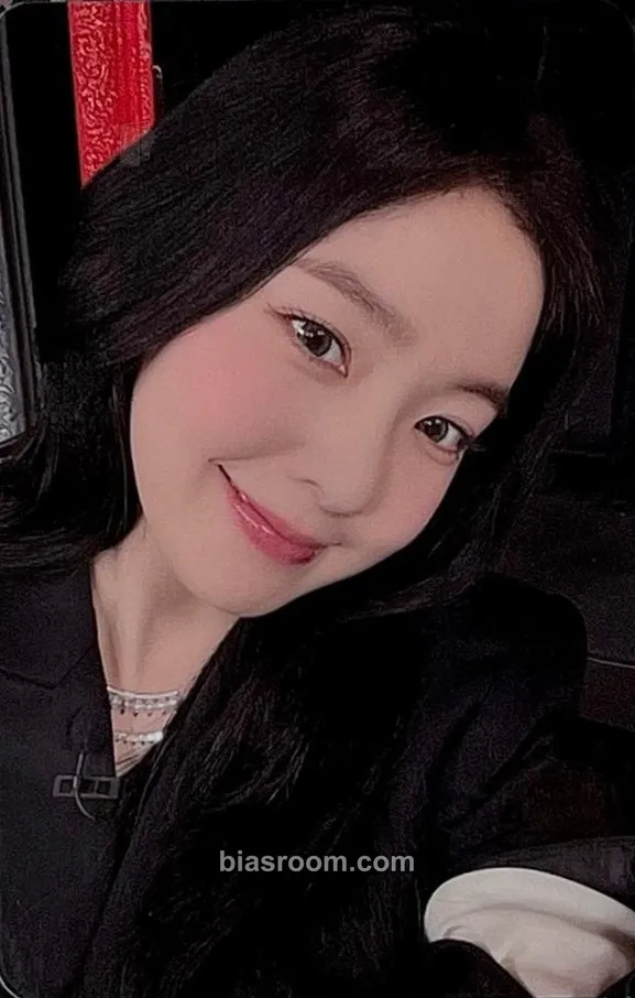 Irene Tilt Photocard - Red Velvet - Red Velvet K-pop photocard