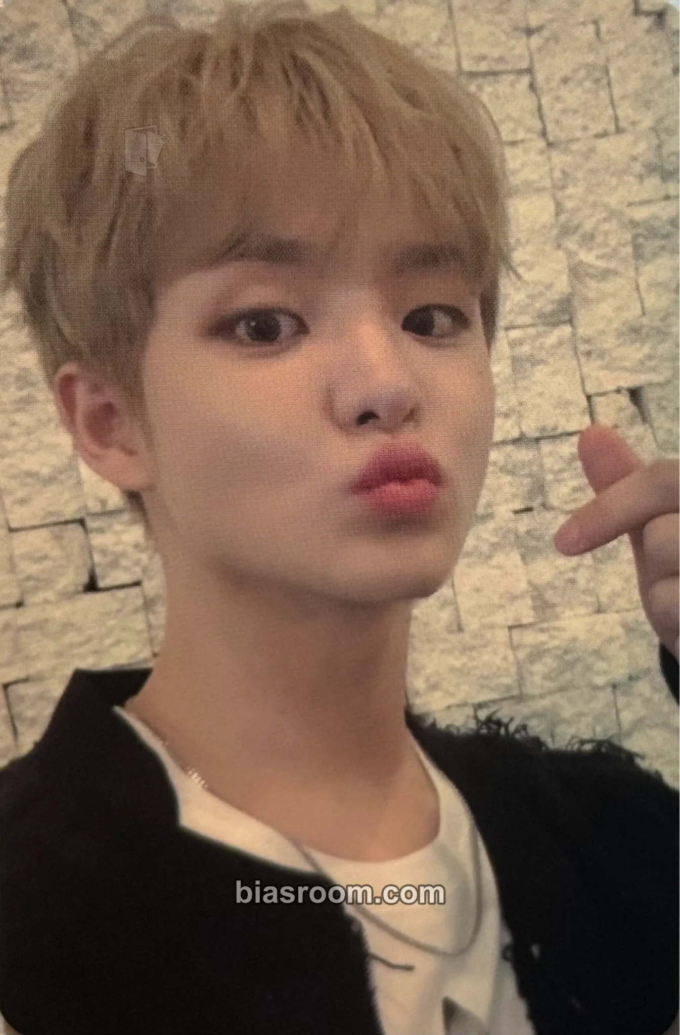 Jihoon THE FIRST STEP: CHAPTER THREE Photocard - TREASURE - TREASURE K-pop photocard