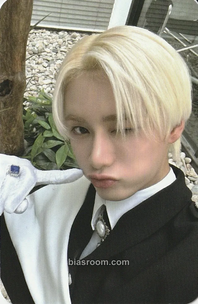 Lune WE LOVE YOU Photocard - DKB - DKB K-pop photocard