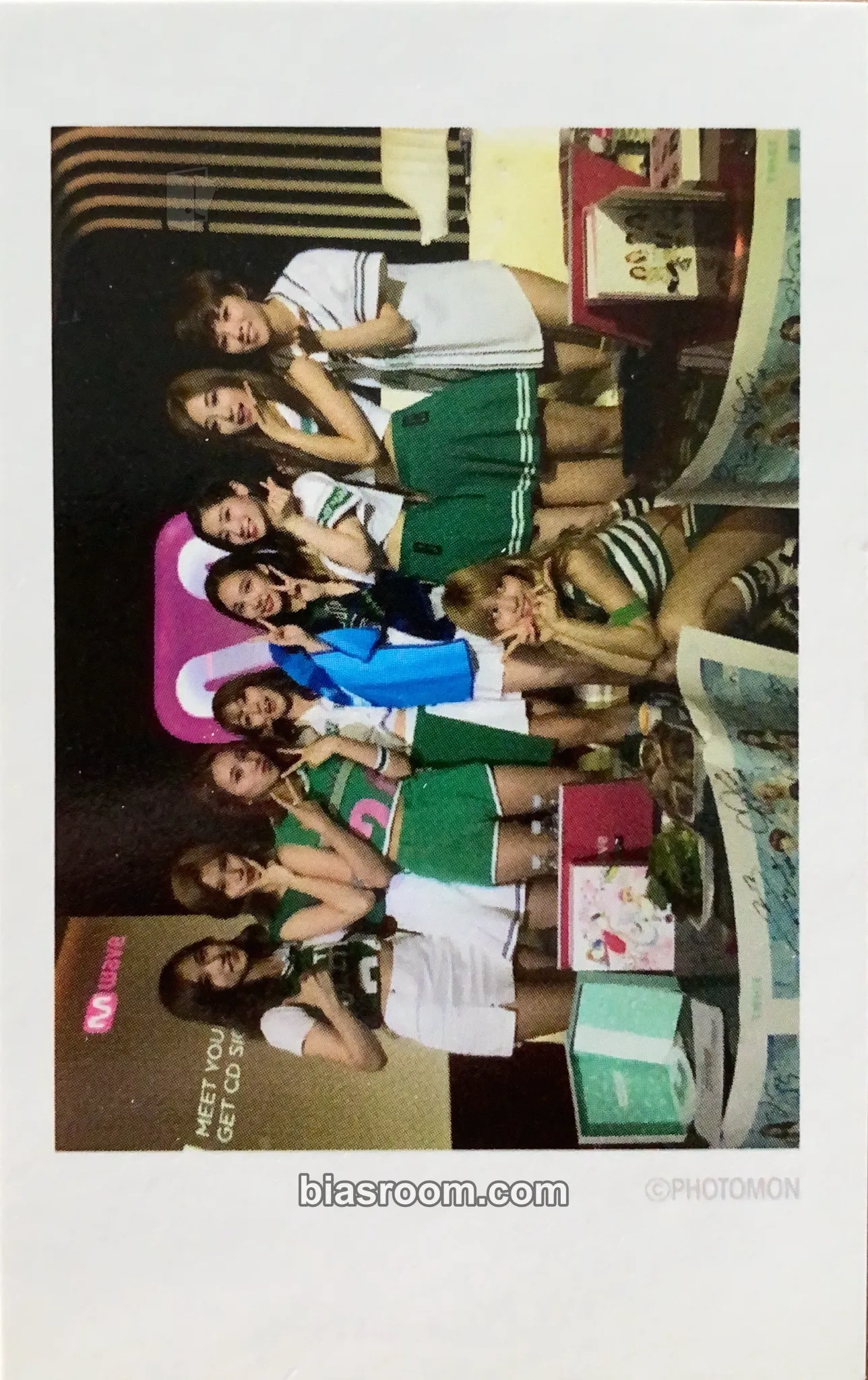 PAGE TWO Photocard - TWICE - TWICE K-pop photocard