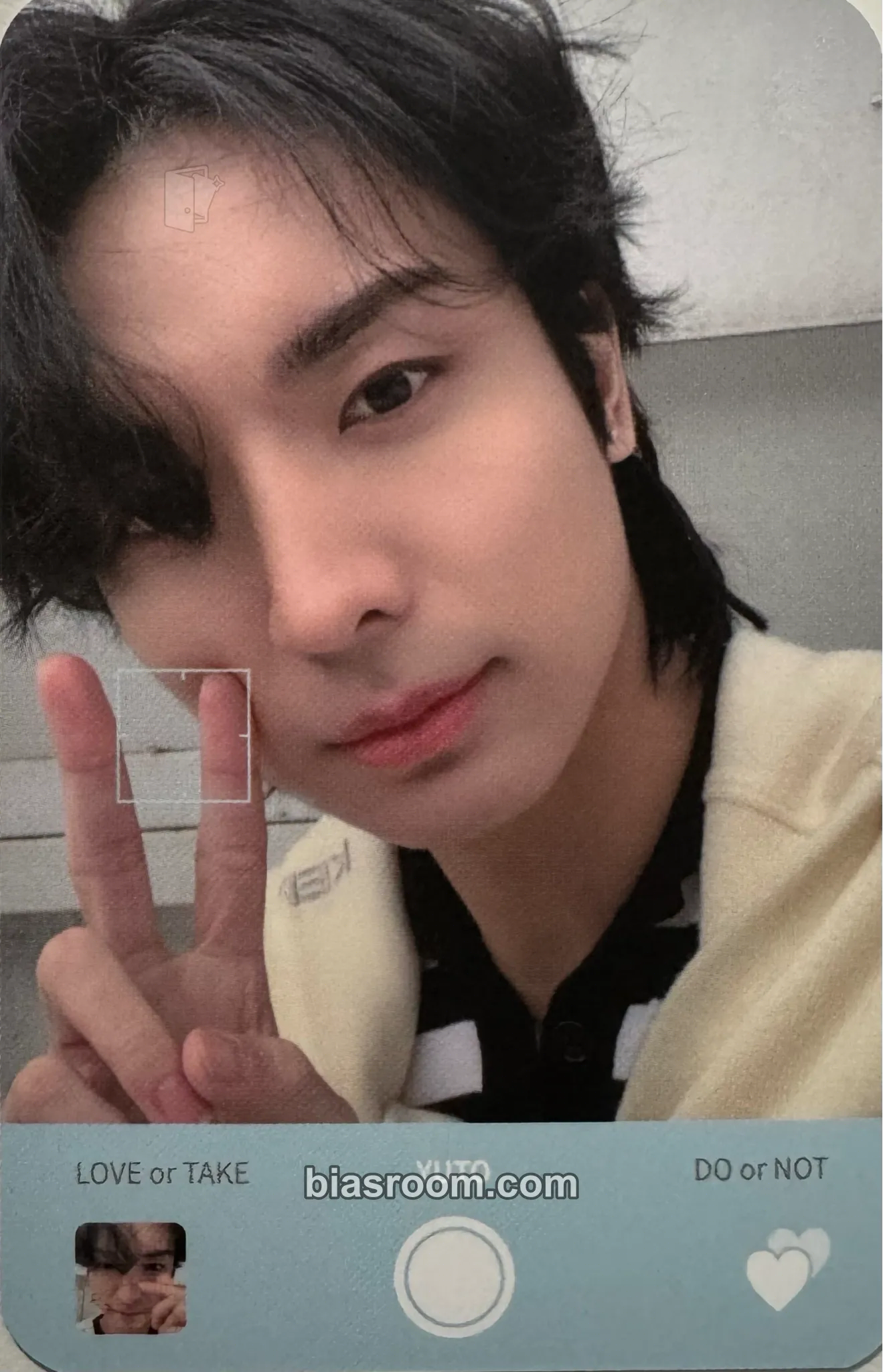 Yuto LOVE or TAKE Photocard - PENTAGON - PENTAGON K-pop photocard